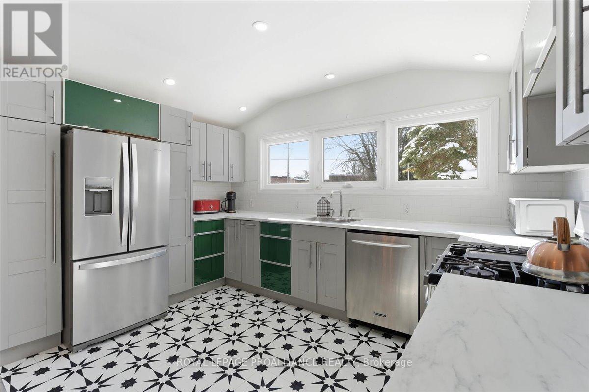 17 King Street, Prince Edward County, Ontario  K0K 2T0 - Photo 13 - X12763532