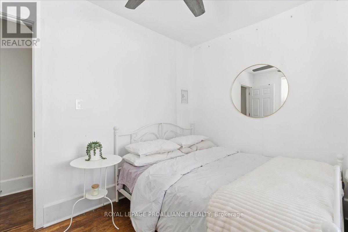 17 King Street, Prince Edward County, Ontario  K0K 2T0 - Photo 15 - X12763532