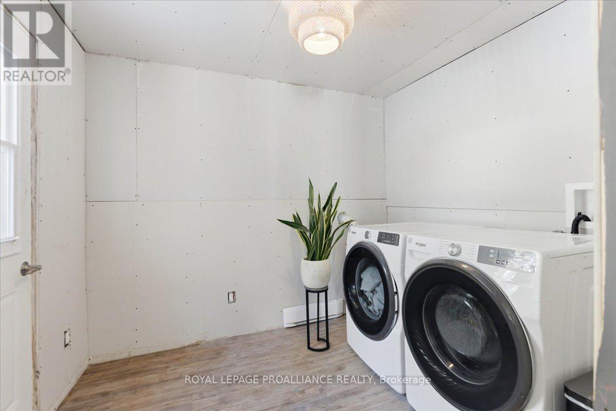 17 King Street, Prince Edward County, Ontario  K0K 2T0 - Photo 22 - X12763532