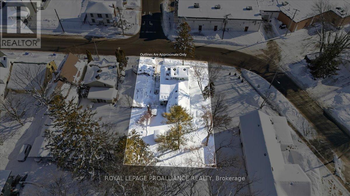 17 King Street, Prince Edward County, Ontario  K0K 2T0 - Photo 30 - X12763532