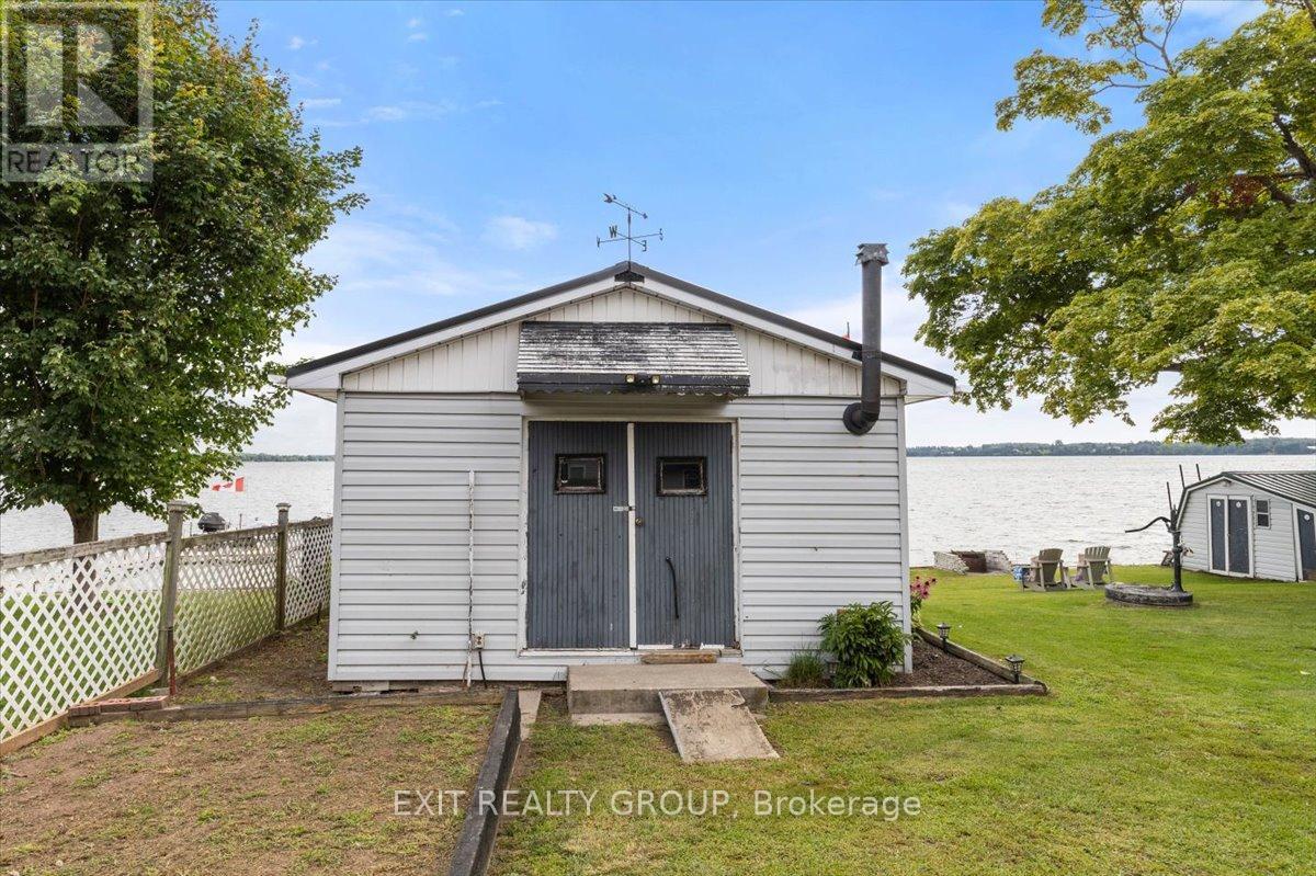 82 Outlet Road, Prince Edward County, Ontario  K0K 1P0 - Photo 31 - X12765436