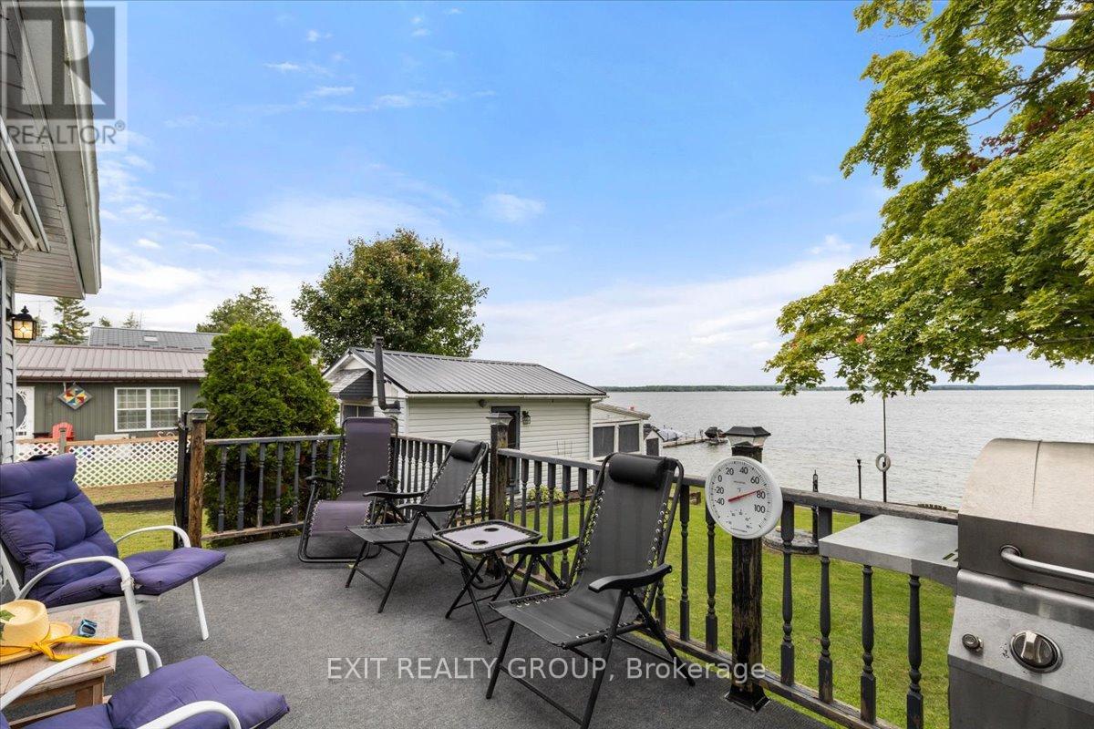 82 Outlet Road, Prince Edward County, Ontario  K0K 1P0 - Photo 38 - X12765436