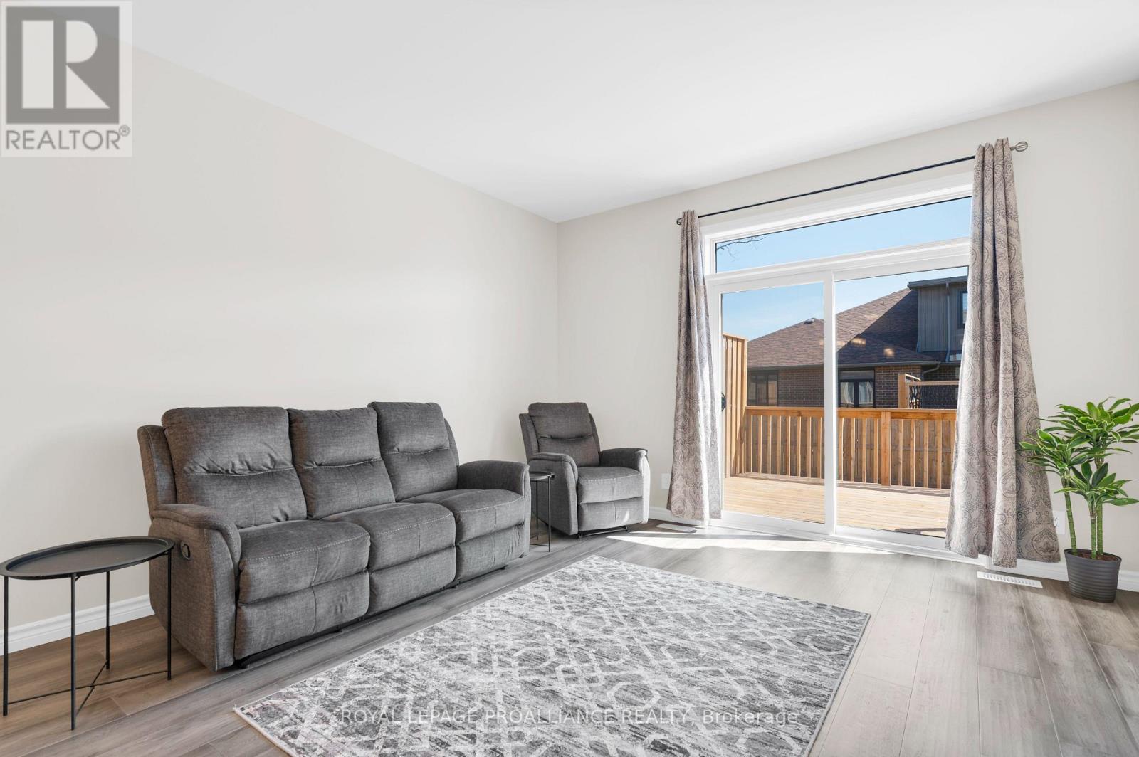 84 Athabaska Drive, Belleville, Ontario  K8N 0T2 - Photo 18 - X12766072