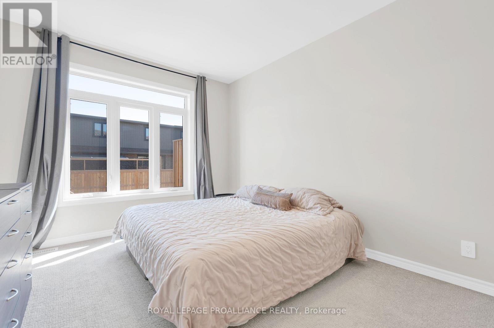 84 Athabaska Drive, Belleville, Ontario  K8N 0T2 - Photo 21 - X12766072