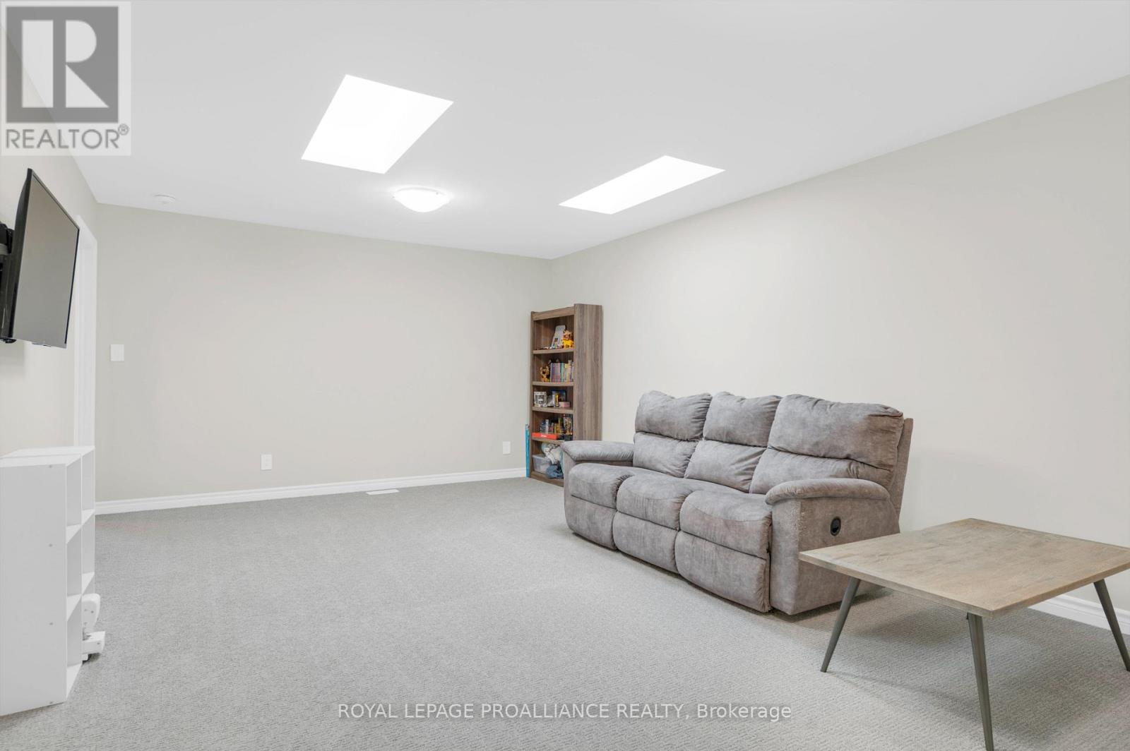 84 Athabaska Drive, Belleville, Ontario  K8N 0T2 - Photo 25 - X12766072