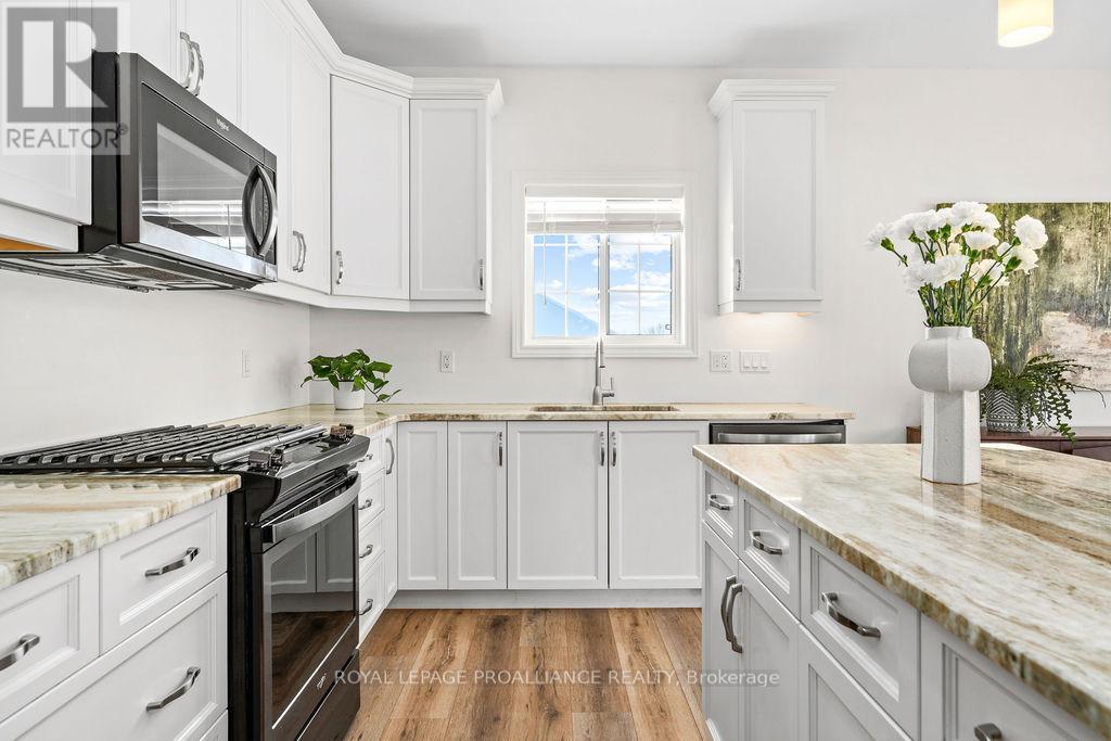 26 Redwood Drive, Belleville, Ontario  K8N 0K4 - Photo 21 - X12766712