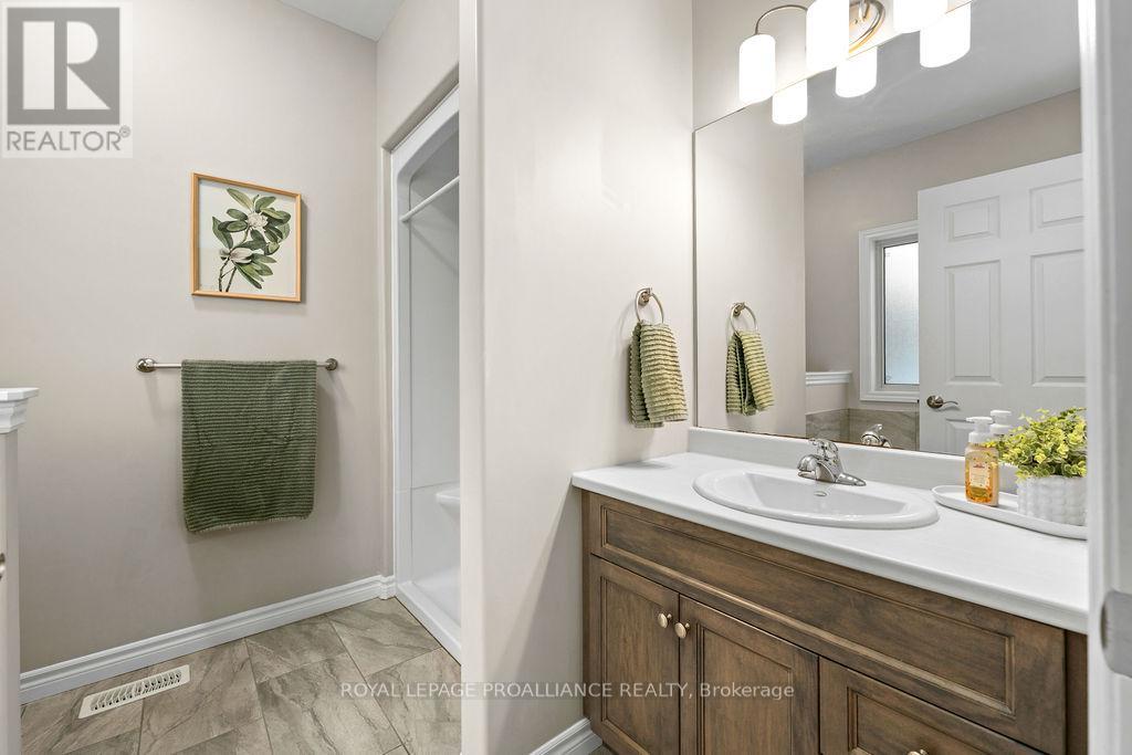 26 Redwood Drive, Belleville, Ontario  K8N 0K4 - Photo 26 - X12766712