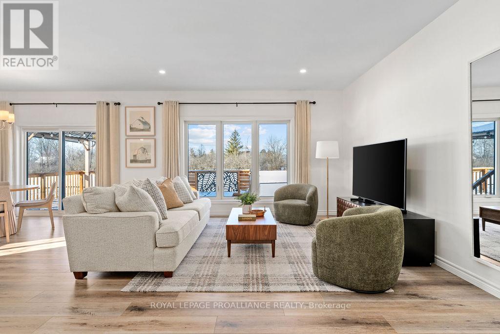 26 Redwood Drive, Belleville, Ontario  K8N 0K4 - Photo 3 - X12766712