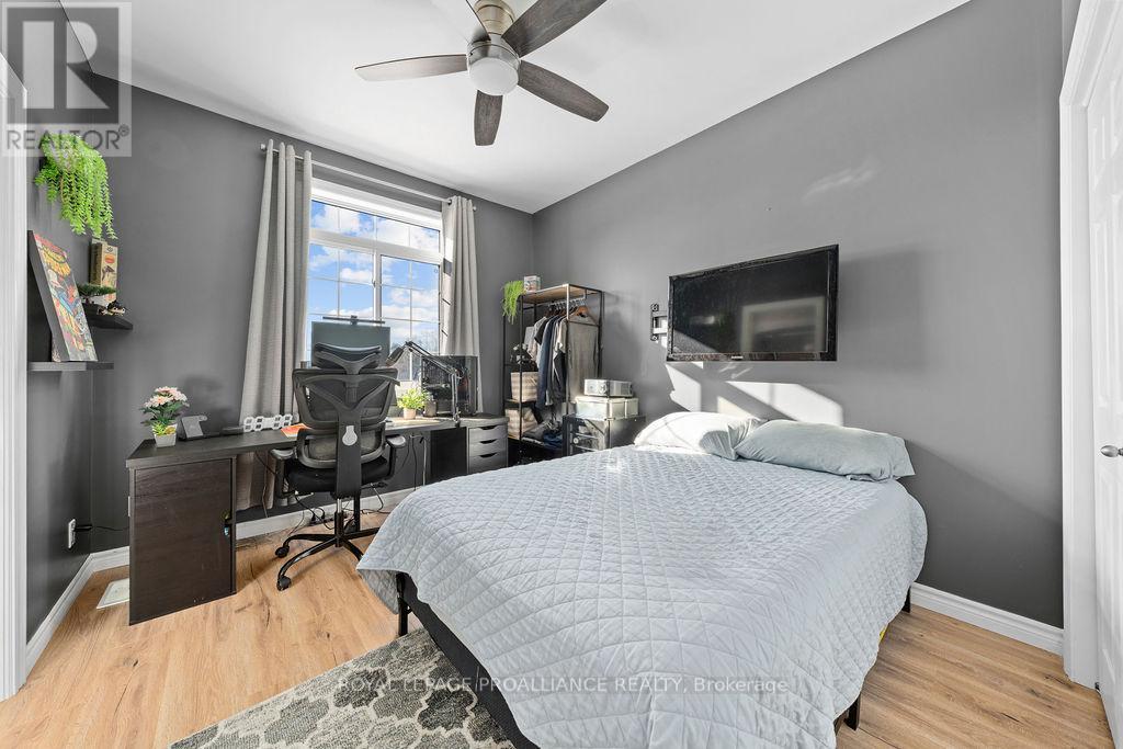 26 Redwood Drive, Belleville, Ontario  K8N 0K4 - Photo 32 - X12766712