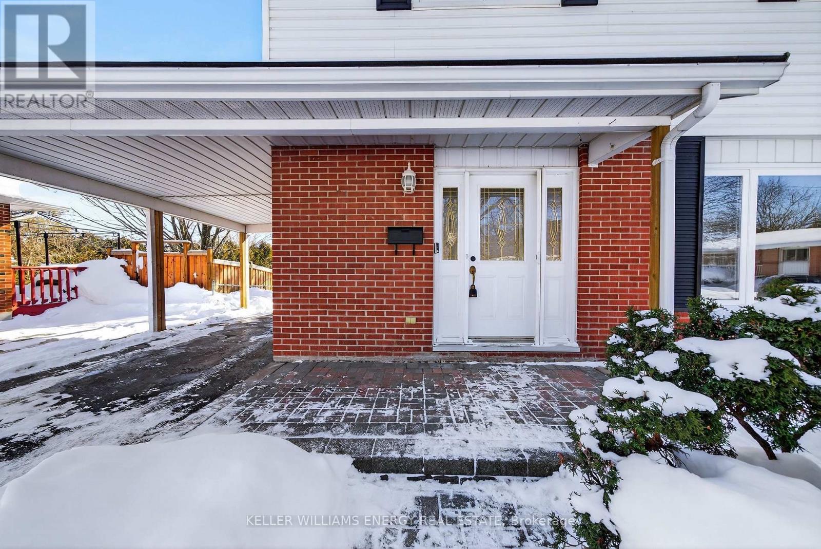 40 Robertson Lane, Belleville, Ontario  K8P 4C3 - Photo 5 - X12767148