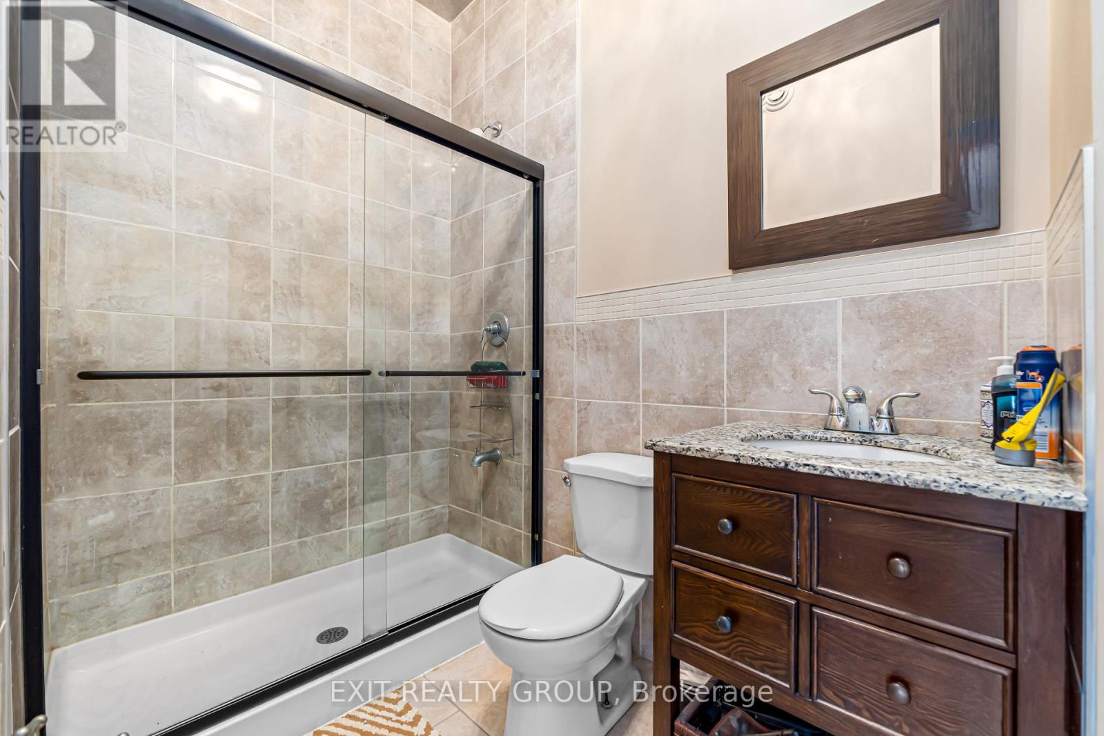 19281 Loyalist Parkway, Prince Edward County, Ontario  K0K 1T0 - Photo 12 - X12767402