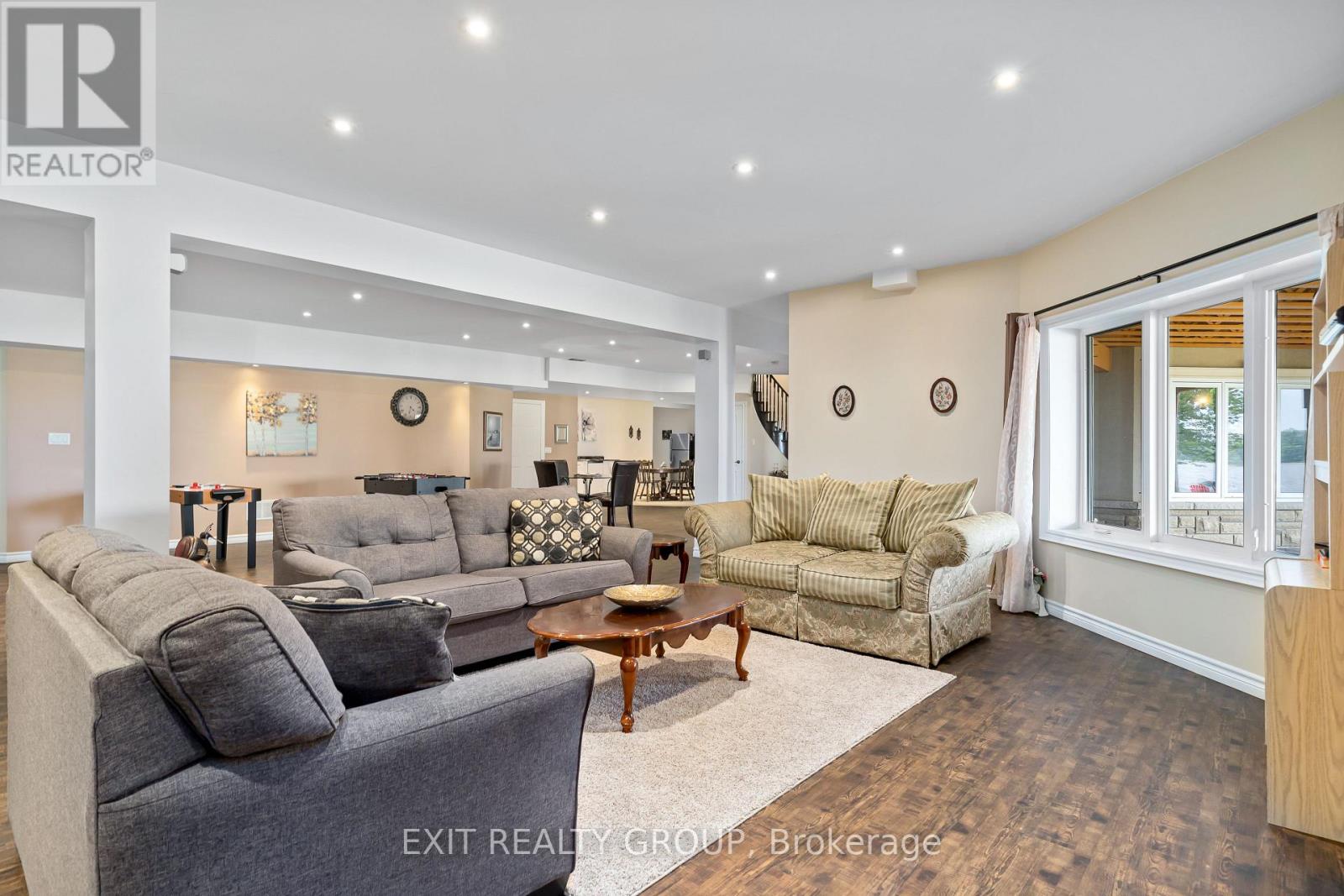 19281 Loyalist Parkway, Prince Edward County, Ontario  K0K 1T0 - Photo 24 - X12767402