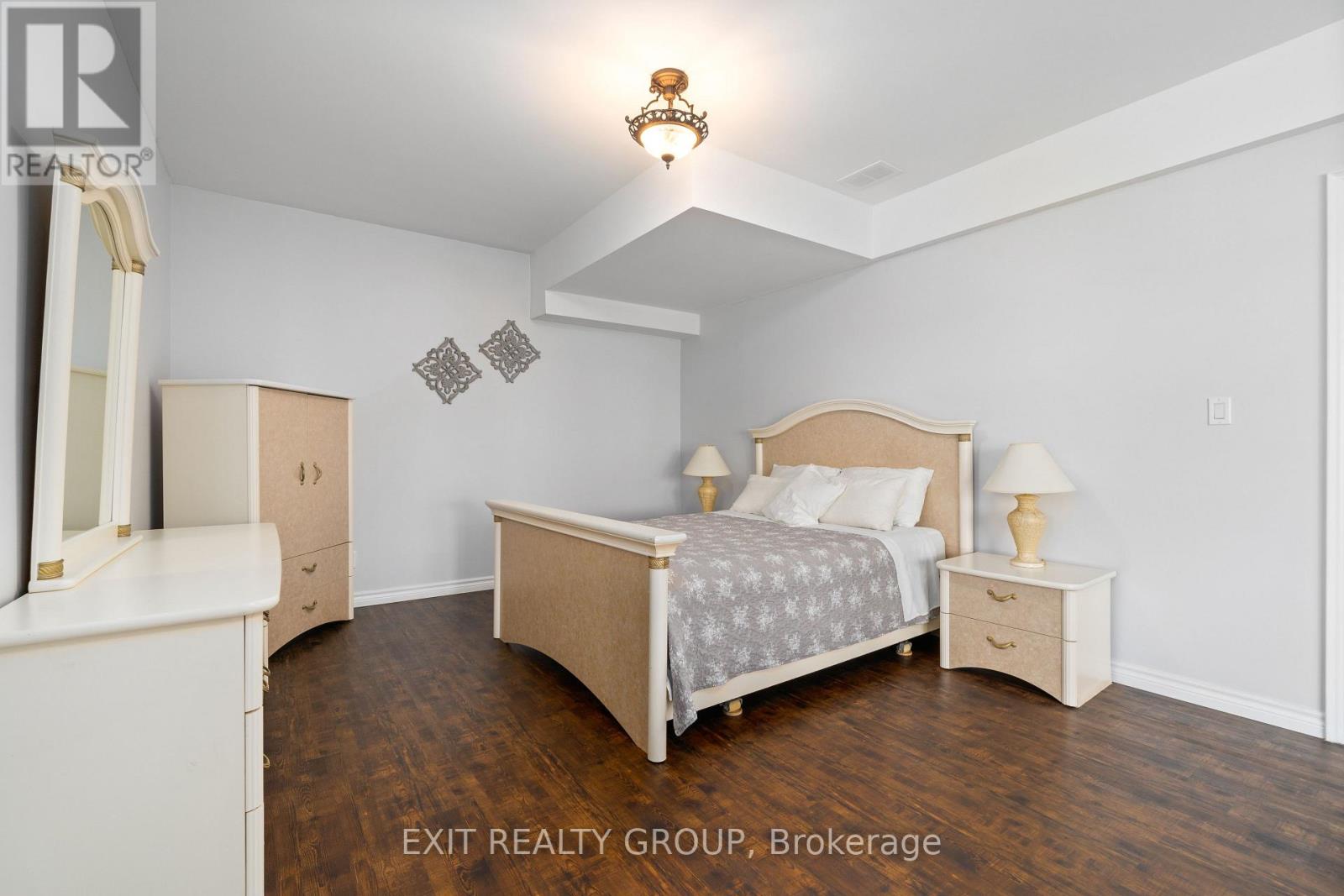 19281 Loyalist Parkway, Prince Edward County, Ontario  K0K 1T0 - Photo 28 - X12767402