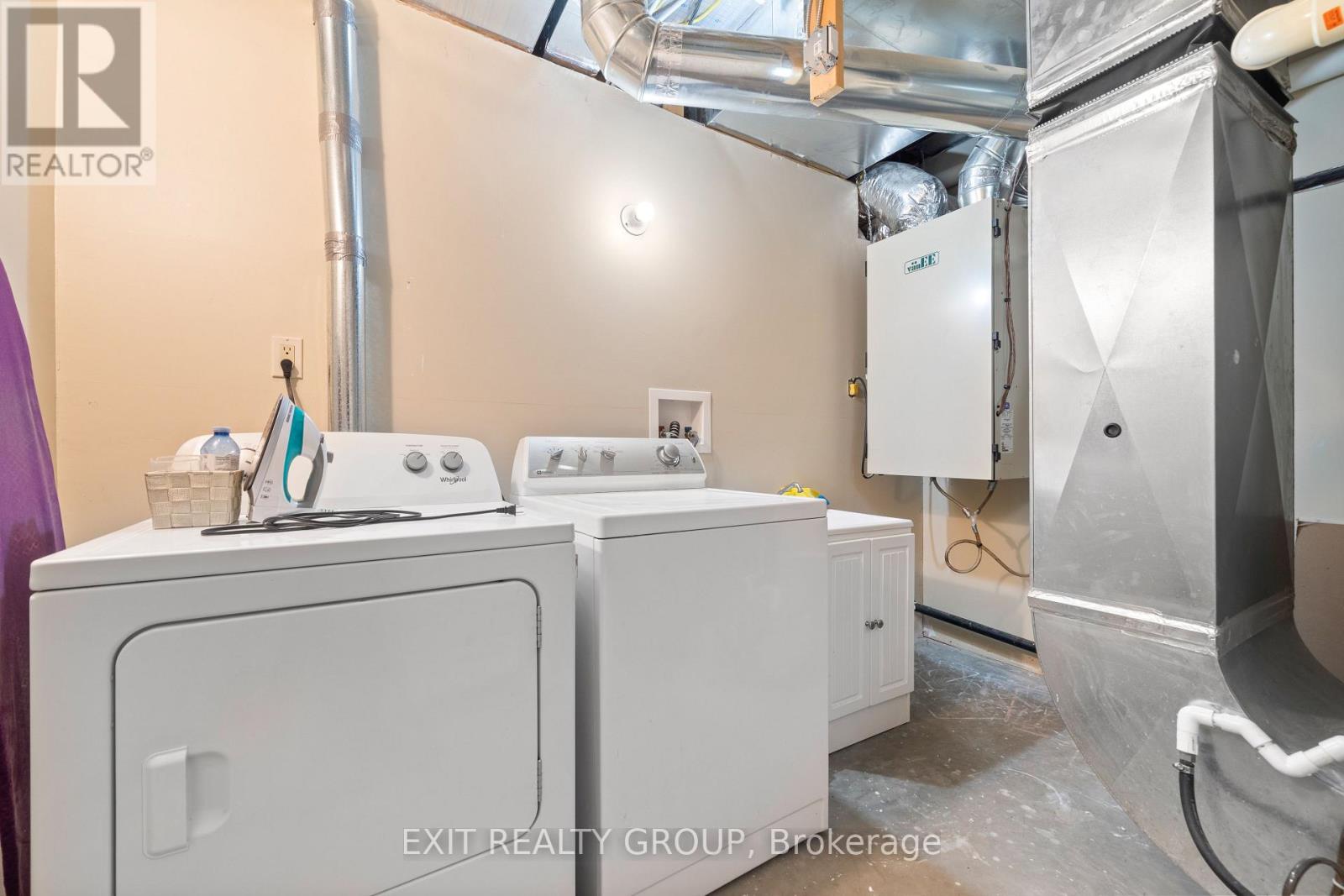 19281 Loyalist Parkway, Prince Edward County, Ontario  K0K 1T0 - Photo 34 - X12767402