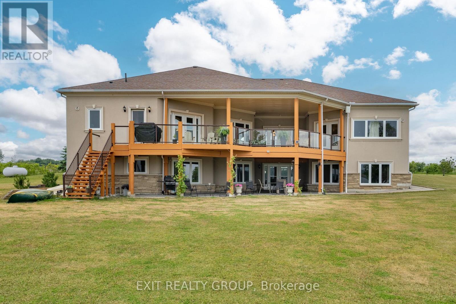 19281 Loyalist Parkway, Prince Edward County, Ontario  K0K 1T0 - Photo 41 - X12767402