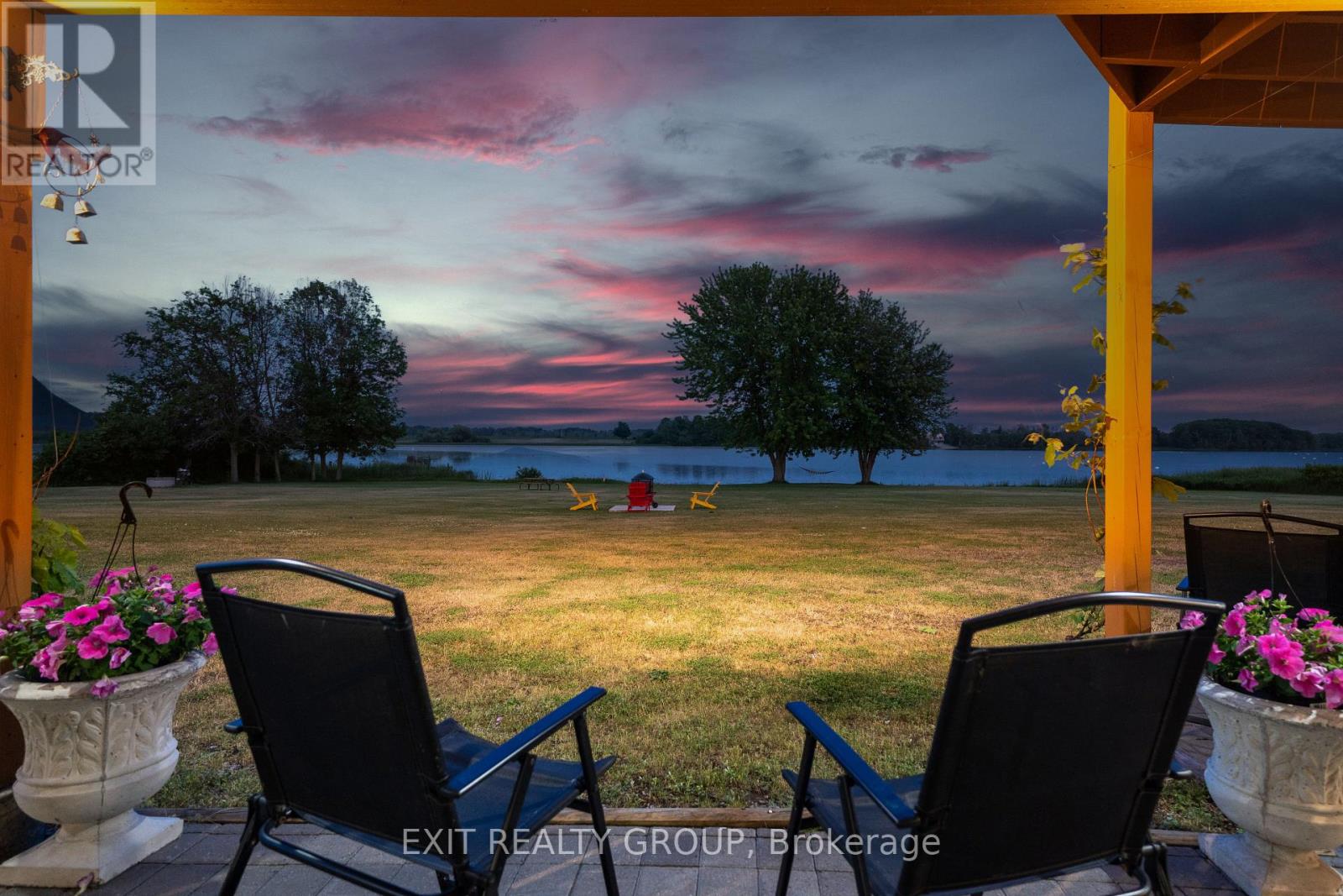 19281 Loyalist Parkway, Prince Edward County, Ontario  K0K 1T0 - Photo 47 - X12767402