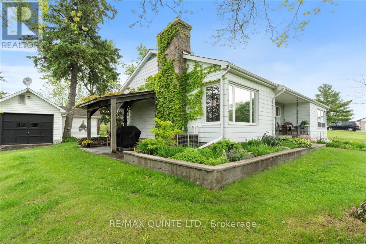 404 BRIDGE STREET W, Belleville, Ontario