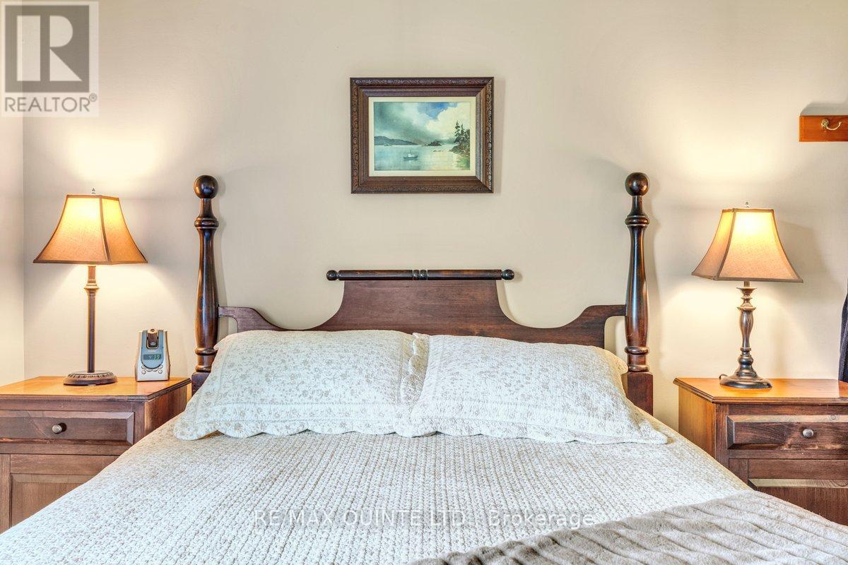 404 Bridge Street W, Belleville, Ontario  K8N 4Z2 - Photo 18 - X12768740