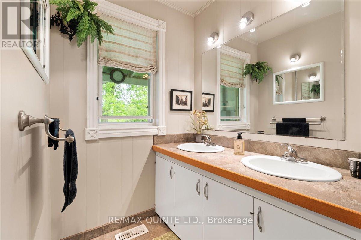 404 Bridge Street W, Belleville, Ontario  K8N 4Z2 - Photo 24 - X12768740