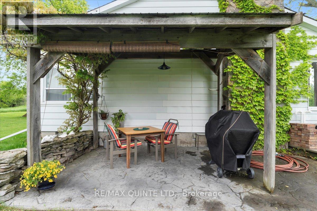 404 Bridge Street W, Belleville, Ontario  K8N 4Z2 - Photo 38 - X12768740