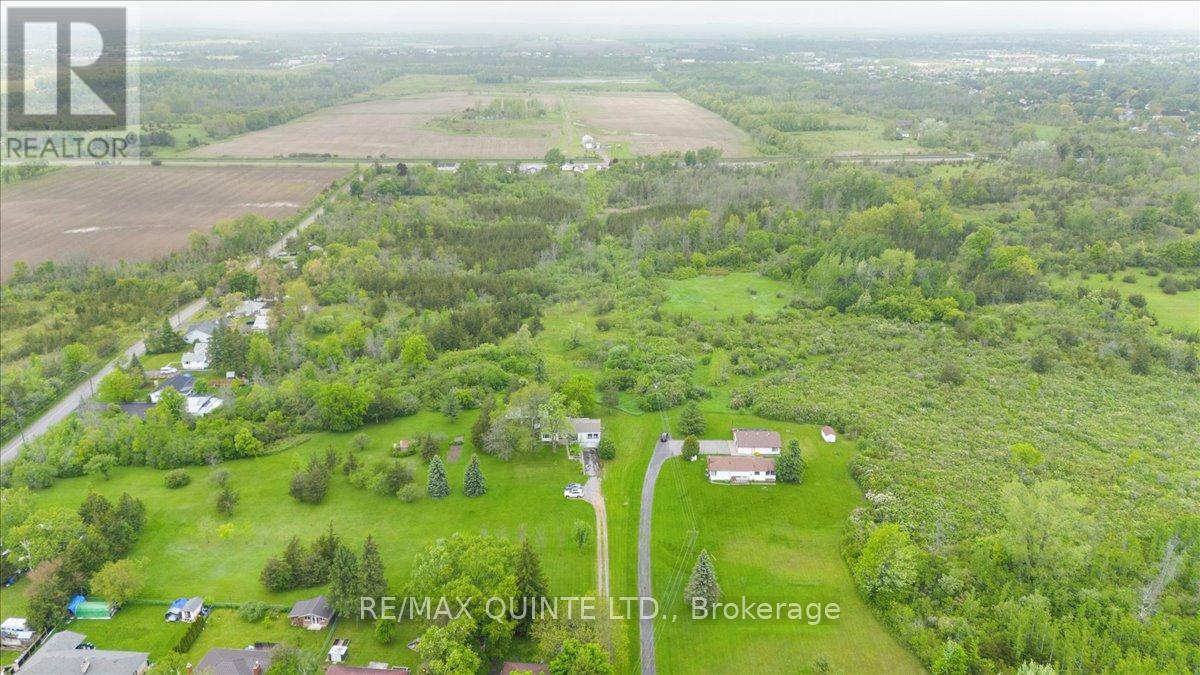 404 Bridge Street W, Belleville, Ontario  K8N 4Z2 - Photo 6 - X12768740