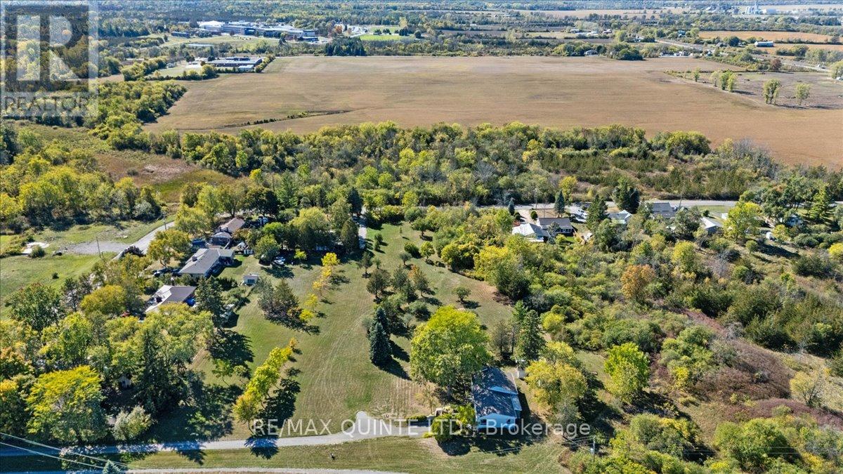 404 Bridge Street W, Belleville, Ontario  K8N 4Z2 - Photo 9 - X12768740