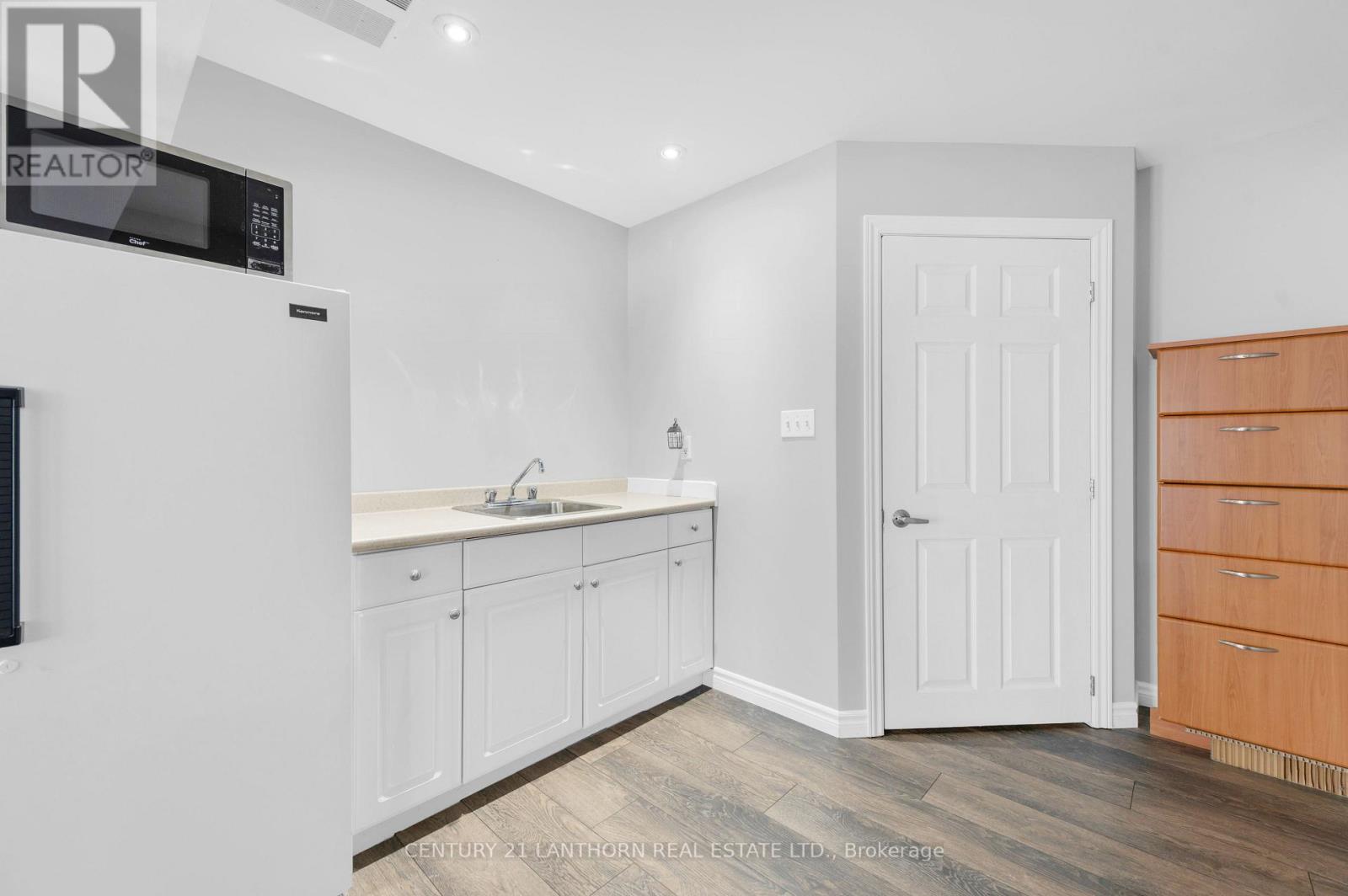 656 A Cooper Road, Madoc, Ontario  K0K 2K0 - Photo 26 - X12769668