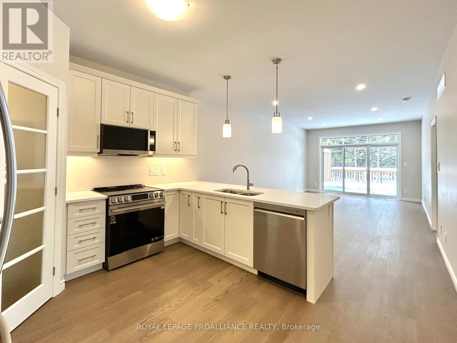 19 - 99 Cloverleaf Drive, Belleville, Ontario  K8N 4Z5 - Photo 7 - X12770572