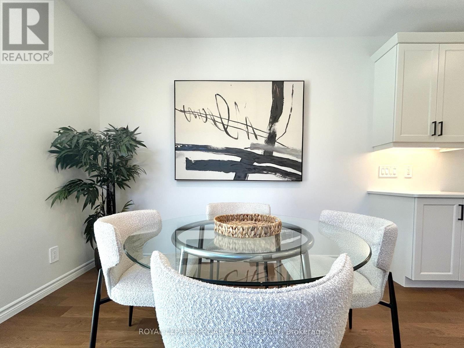 81 Athabaska Drive, Belleville, Ontario  K8N 0T1 - Photo 7 - X12770600