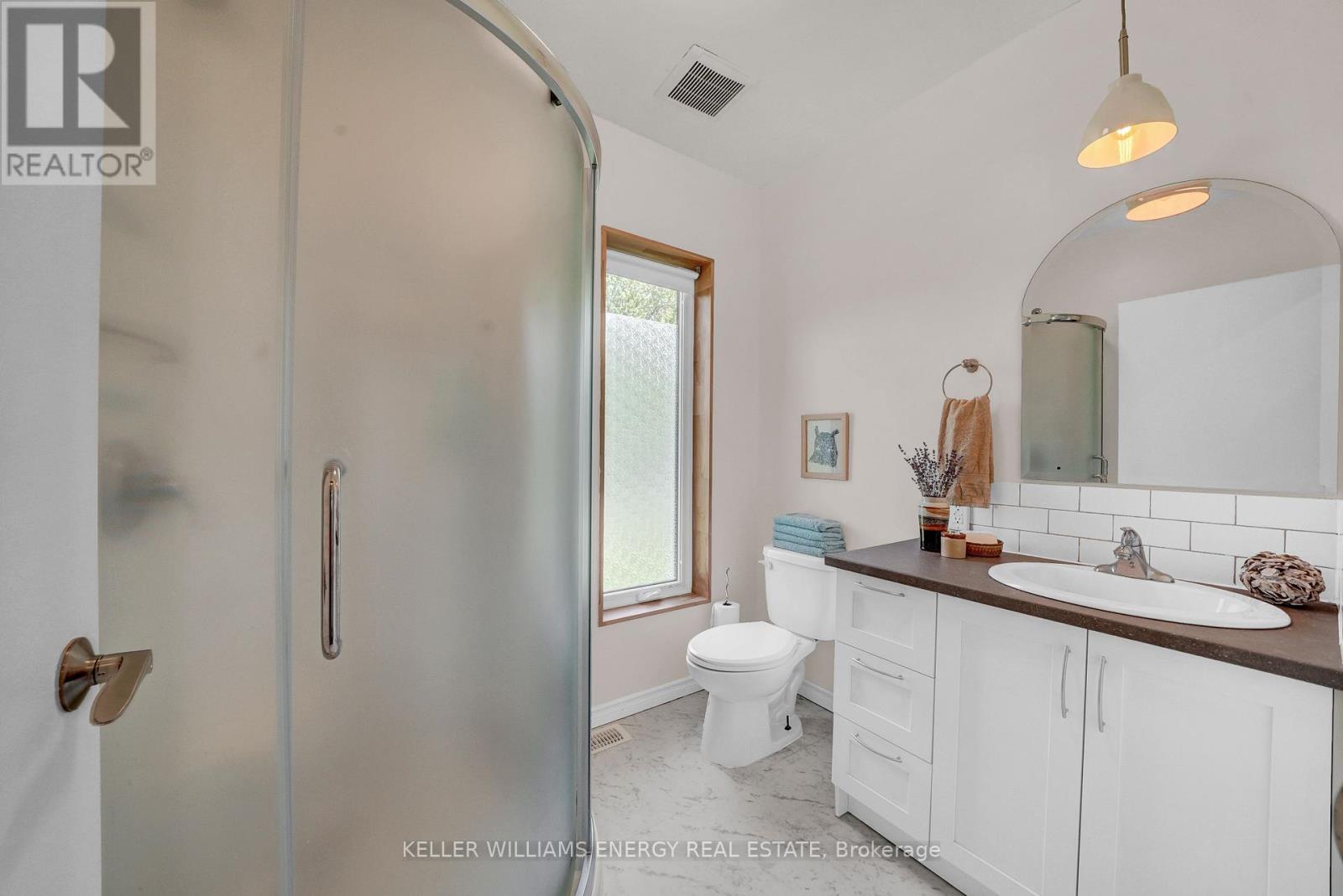 326 Cressy Bayside Road, Prince Edward County, Ontario  K0K 2T0 - Photo 21 - X12770718