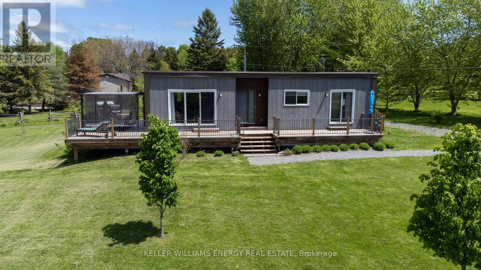 326 Cressy Bayside Road, Prince Edward County, Ontario  K0K 2T0 - Photo 6 - X12770718