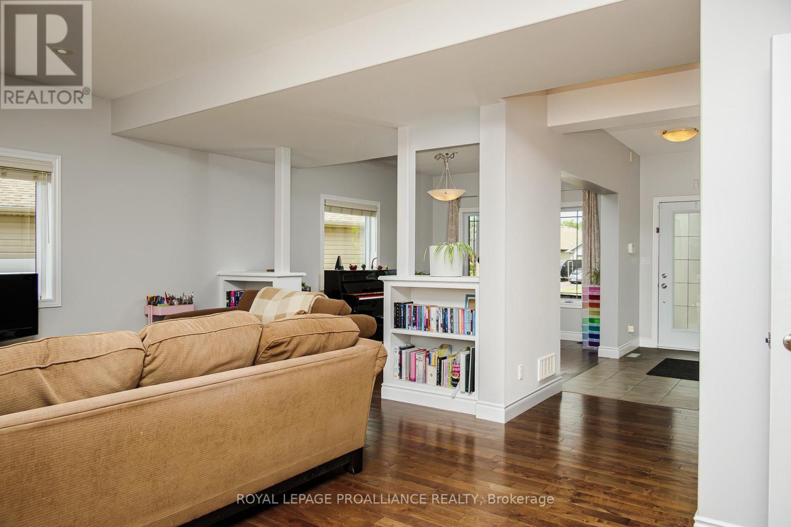 14 Pier Drive, Brighton, Ontario  K0K 1H0 - Photo 12 - X12771398