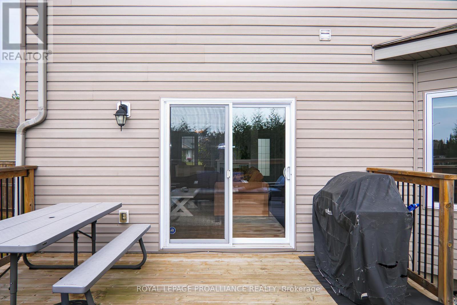 14 Pier Drive, Brighton, Ontario  K0K 1H0 - Photo 37 - X12771398