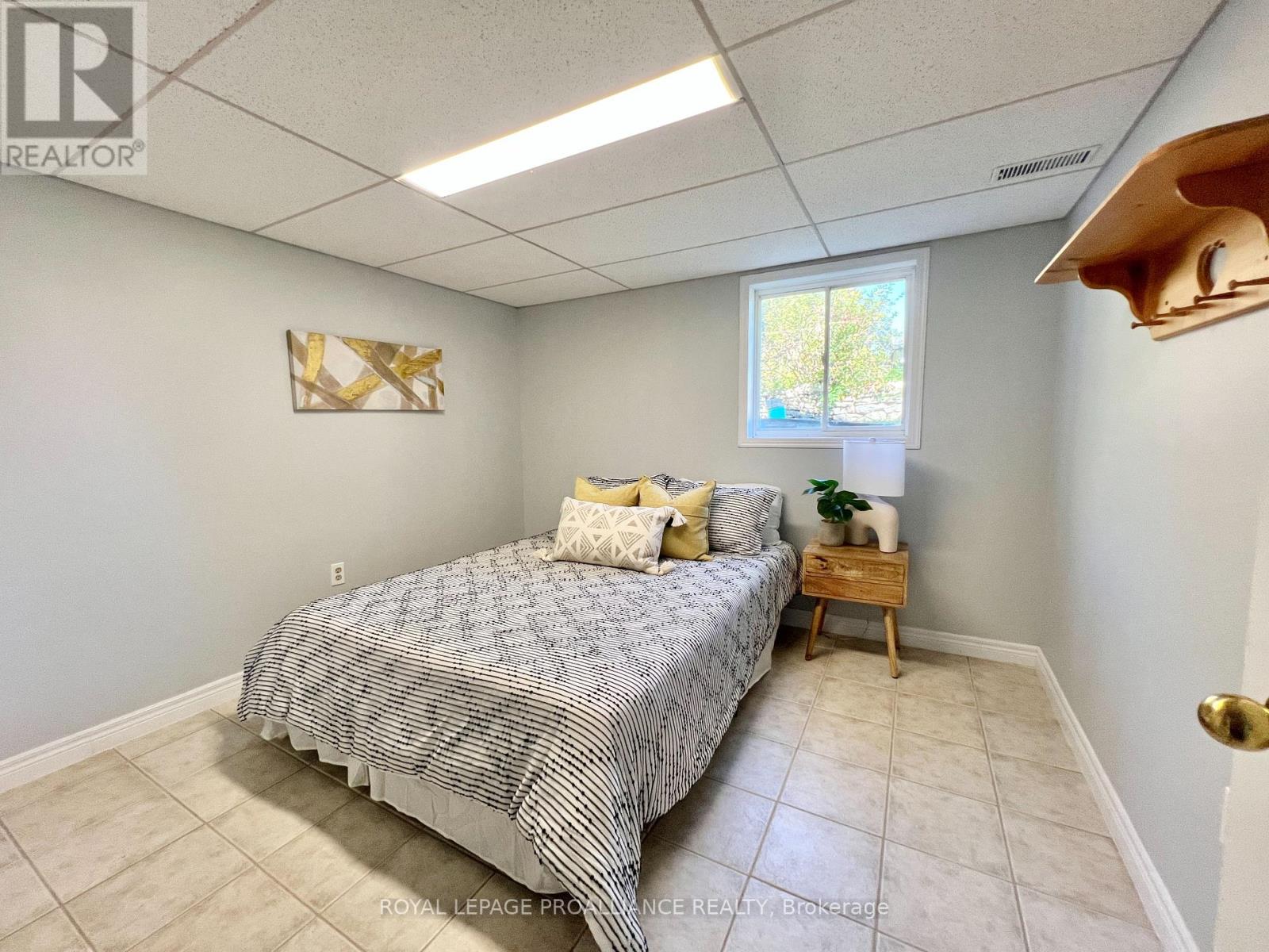 444 County Road 19, Prince Edward County, Ontario  K0K 1A0 - Photo 18 - X12771700