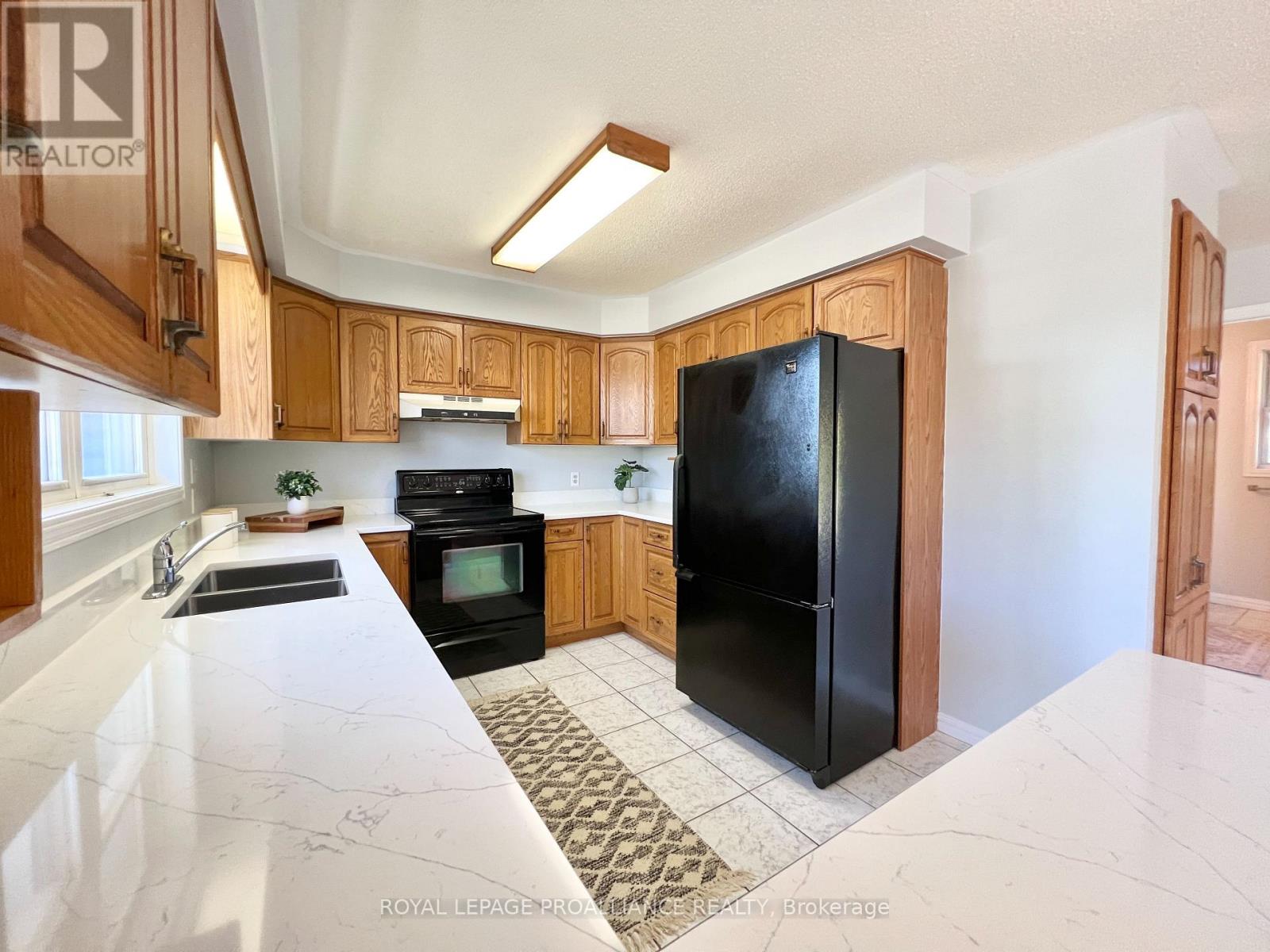 444 County Road 19, Prince Edward County, Ontario  K0K 1A0 - Photo 8 - X12771700