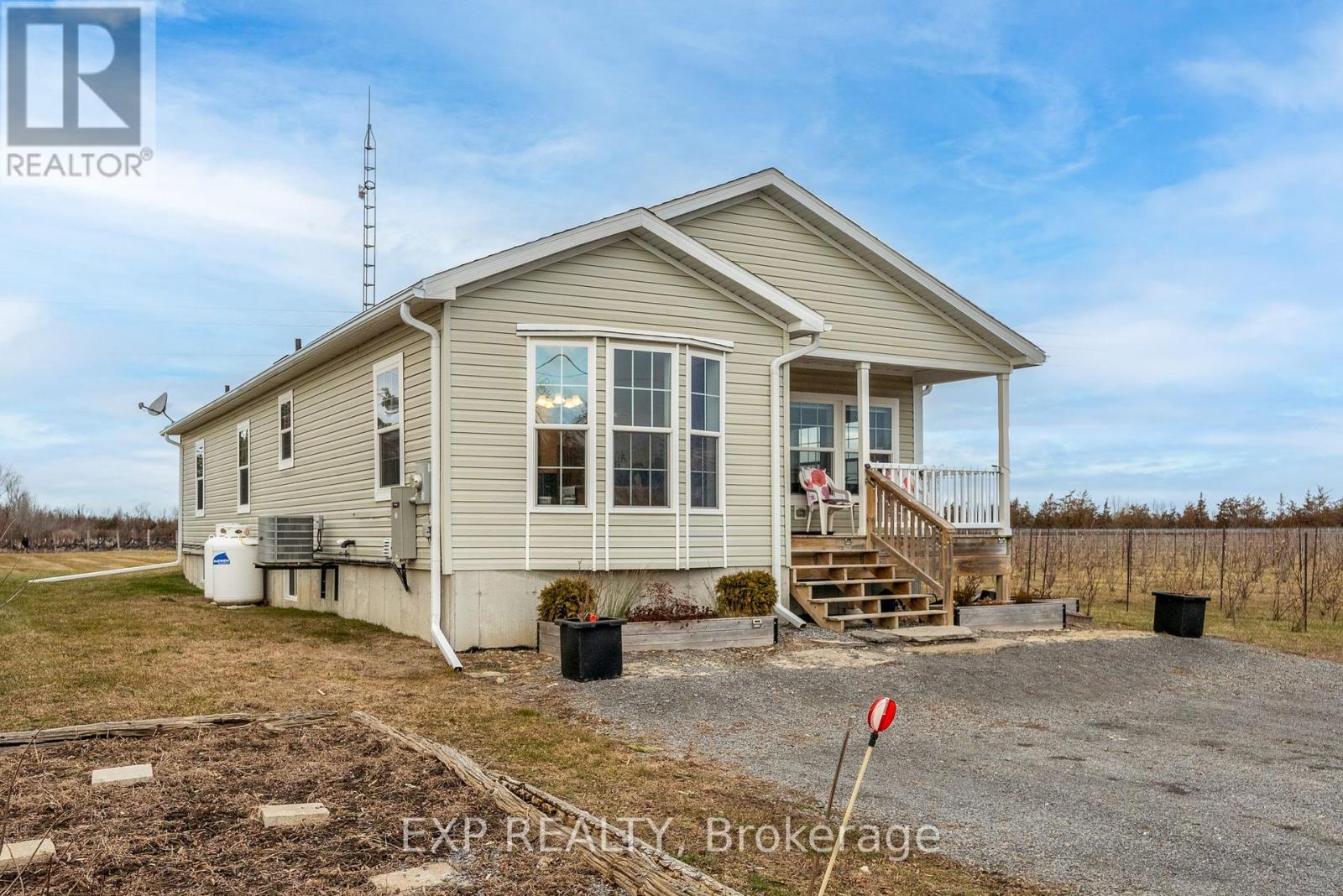 3589 COUNTY ROAD 8, Prince Edward County, Ontario