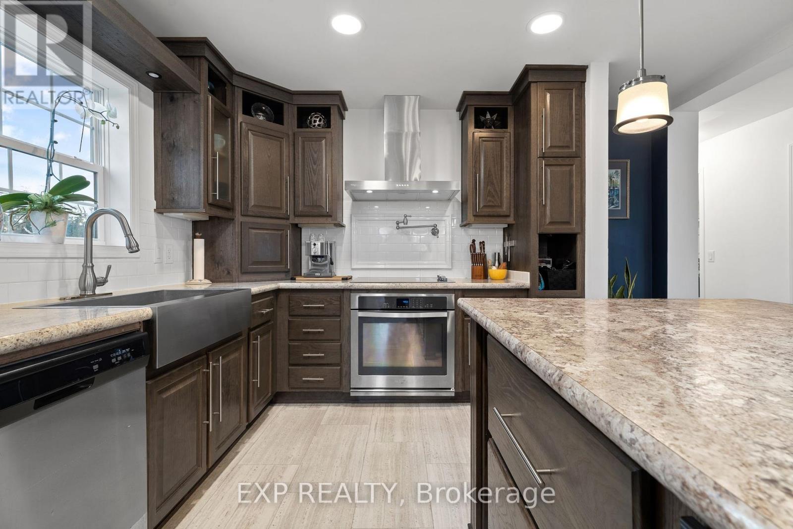 3589 County Road 8, Prince Edward County, Ontario  K0K 2T0 - Photo 12 - X12772776