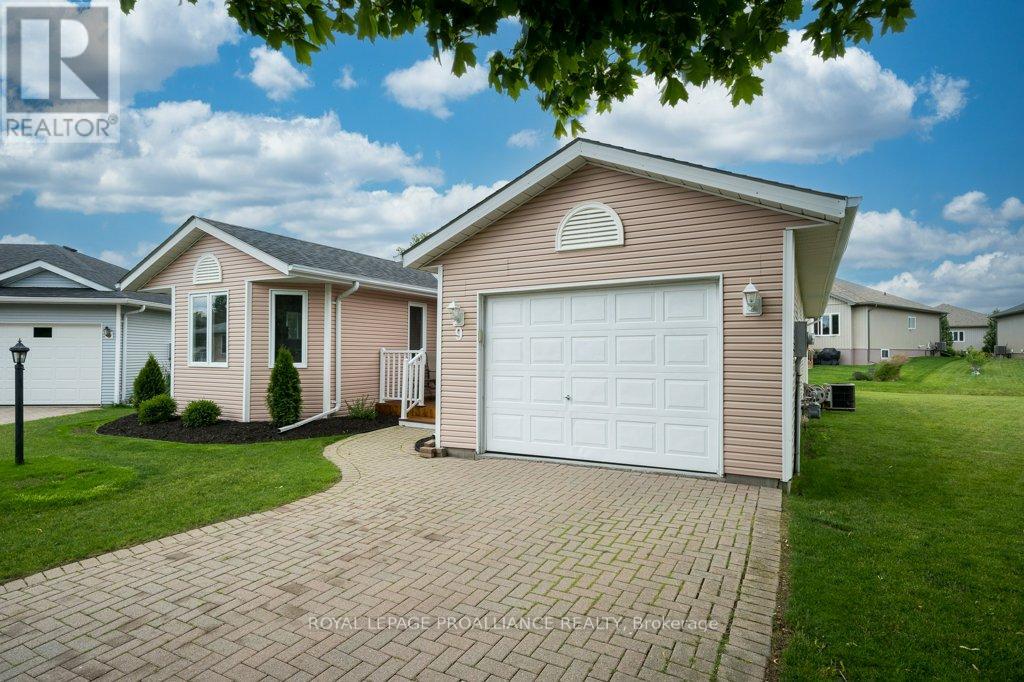 9 Quaker Court, Prince Edward County, Ontario  K0K 3L0 - Photo 38 - X12775292