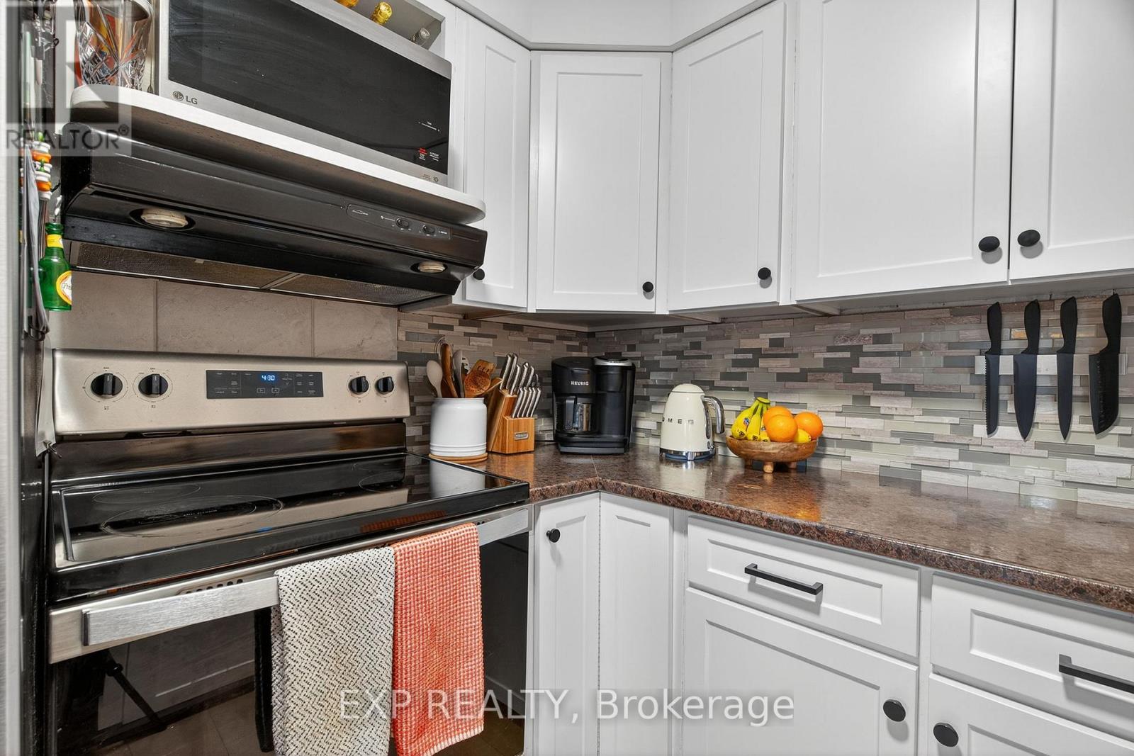 78 Fawcett Avenue, Prince Edward County, Ontario  K0K 2T0 - Photo 7 - X12775424