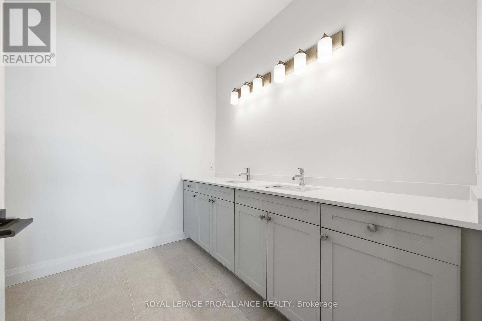 128 Royal Gala Drive, Brighton, Ontario  K0K 1H0 - Photo 26 - X12775628