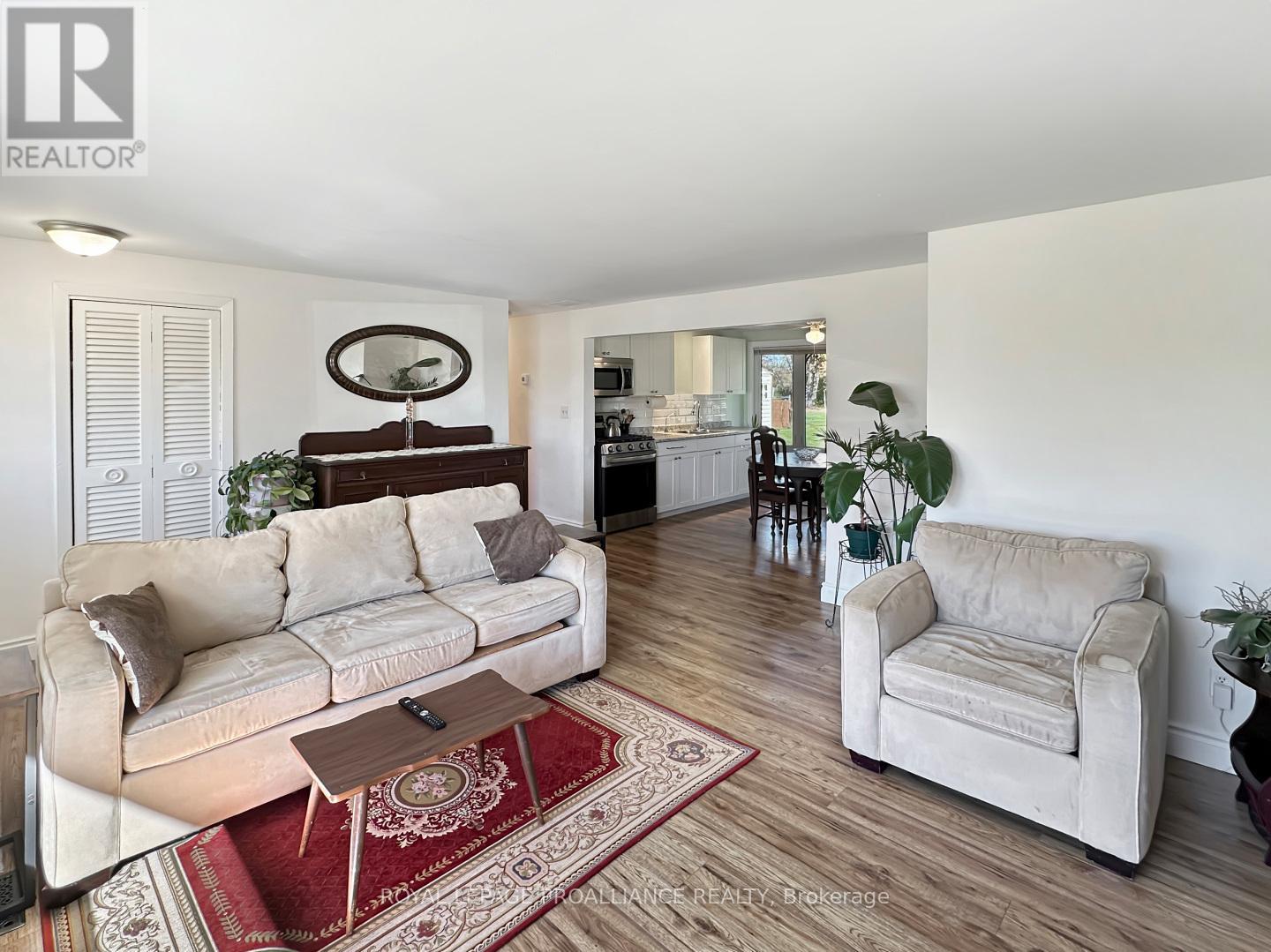 40 Ashley Street, Belleville, Ontario  K0K 2B0 - Photo 9 - X12776448