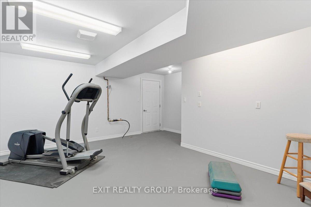 14 Stonegate Crescent, Quinte West, Ontario  K0K 2C0 - Photo 34 - X12778574