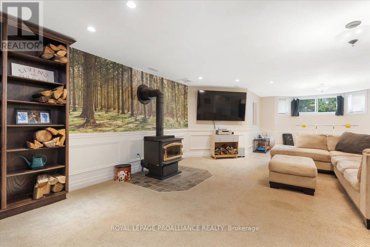 685 County Road 28, Prince Edward County, Ontario  K8N 4Z7 - Photo 28 - X12780236