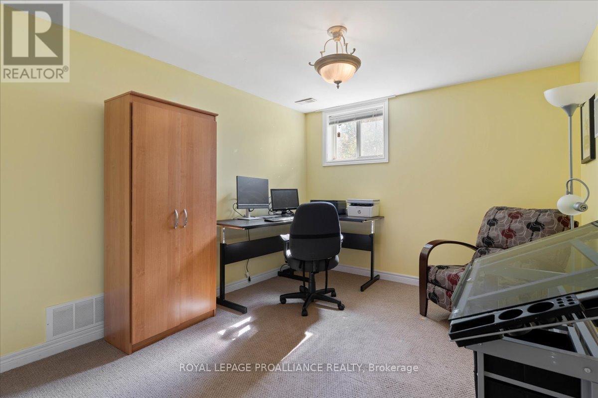 685 County Road 28, Prince Edward County, Ontario  K8N 4Z7 - Photo 33 - X12780236