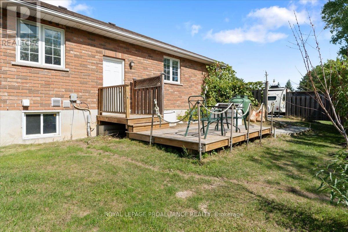 685 County Road 28, Prince Edward County, Ontario  K8N 4Z7 - Photo 41 - X12780236
