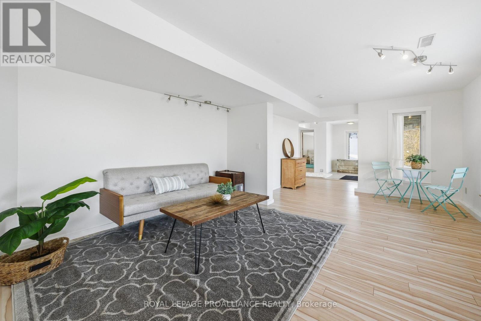 527 Flying Club Road, Quinte West, Ontario  K0K 3E0 - Photo 39 - X12782442