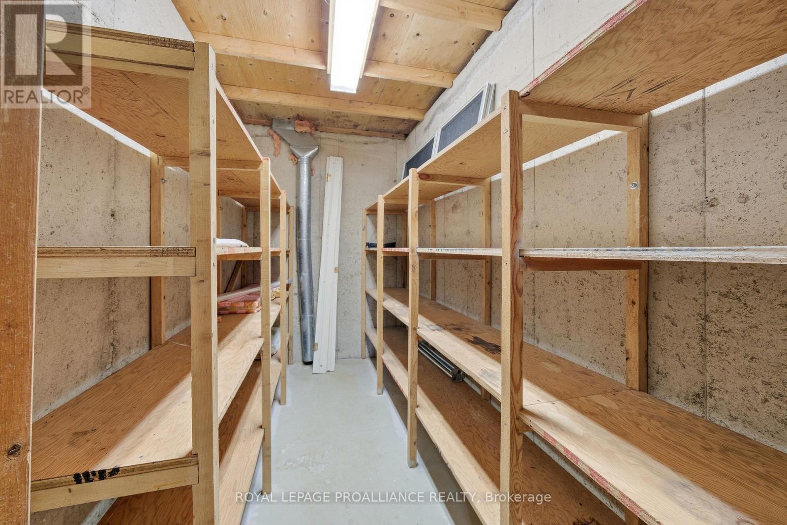 527 Flying Club Road, Quinte West, Ontario  K0K 3E0 - Photo 42 - X12782442