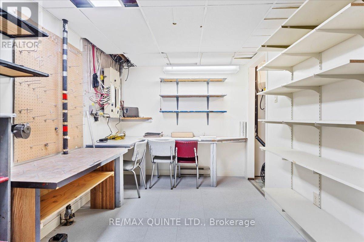 16 Maple Avenue, Prince Edward County, Ontario  K0K 2T0 - Photo 36 - X12782934