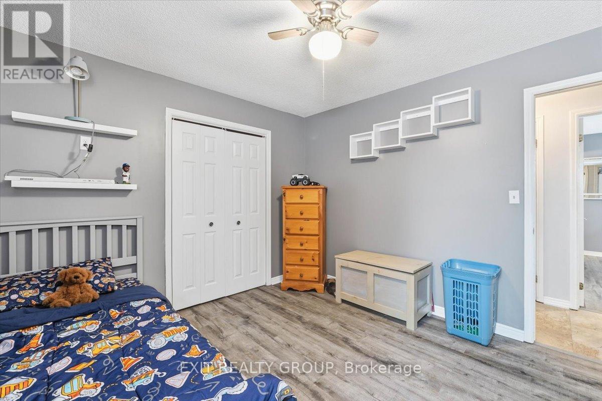 2433 Highway 62, Prince Edward County, Ontario  K0K 1G0 - Photo 18 - X12786254