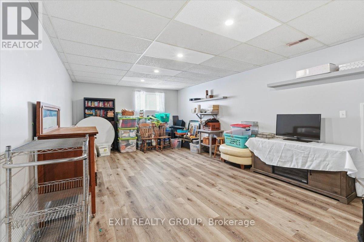 2433 Highway 62, Prince Edward County, Ontario  K0K 1G0 - Photo 25 - X12786254